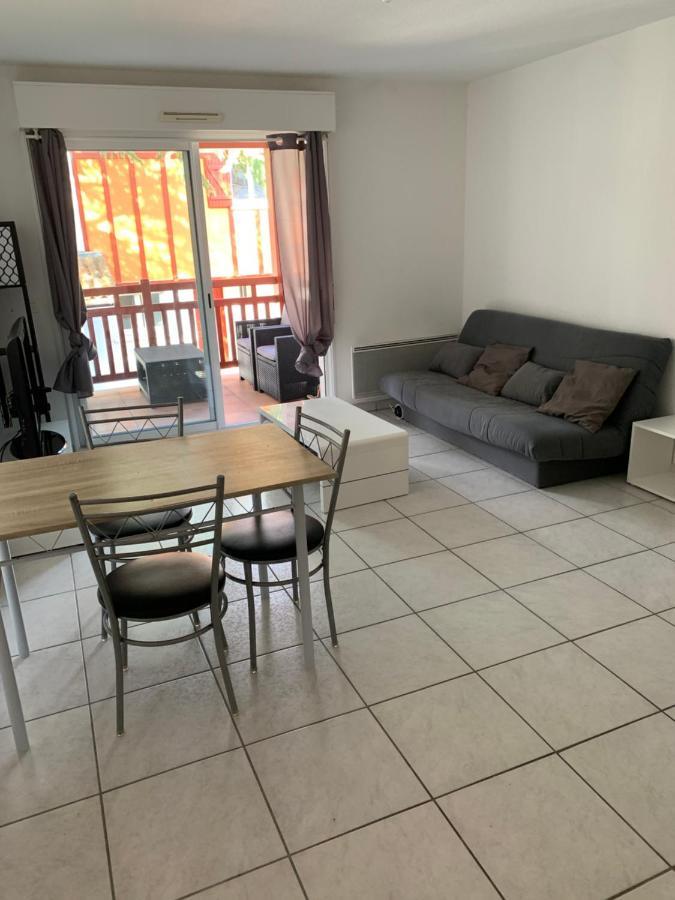 Appartement Equipe Tout Confort Cambo-les-Bains Exteriér fotografie