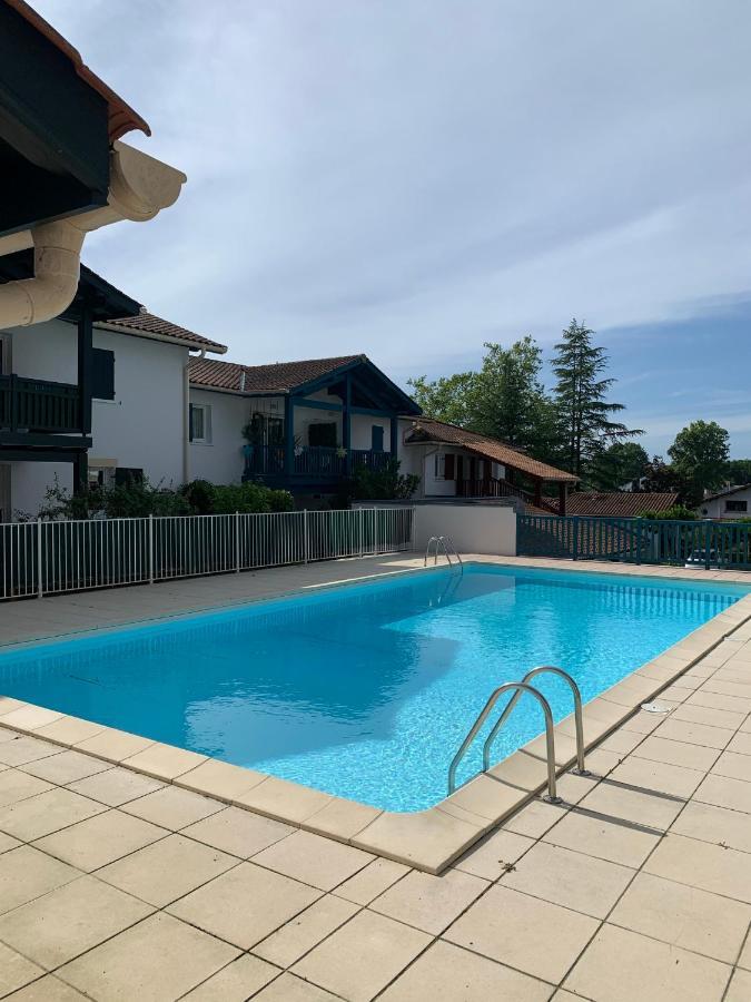 Appartement Equipe Tout Confort Cambo-les-Bains Exteriér fotografie